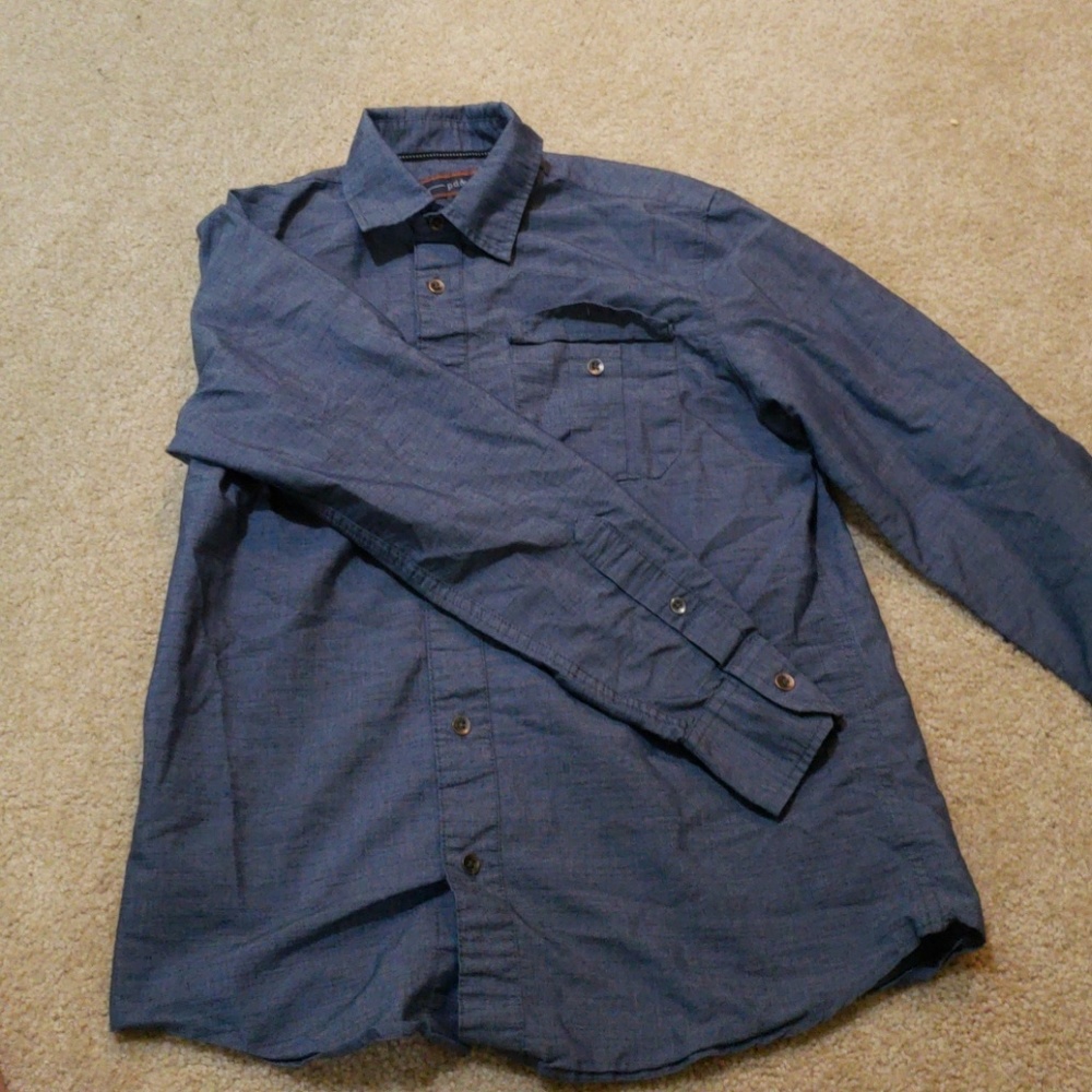 Light blue dress shirt